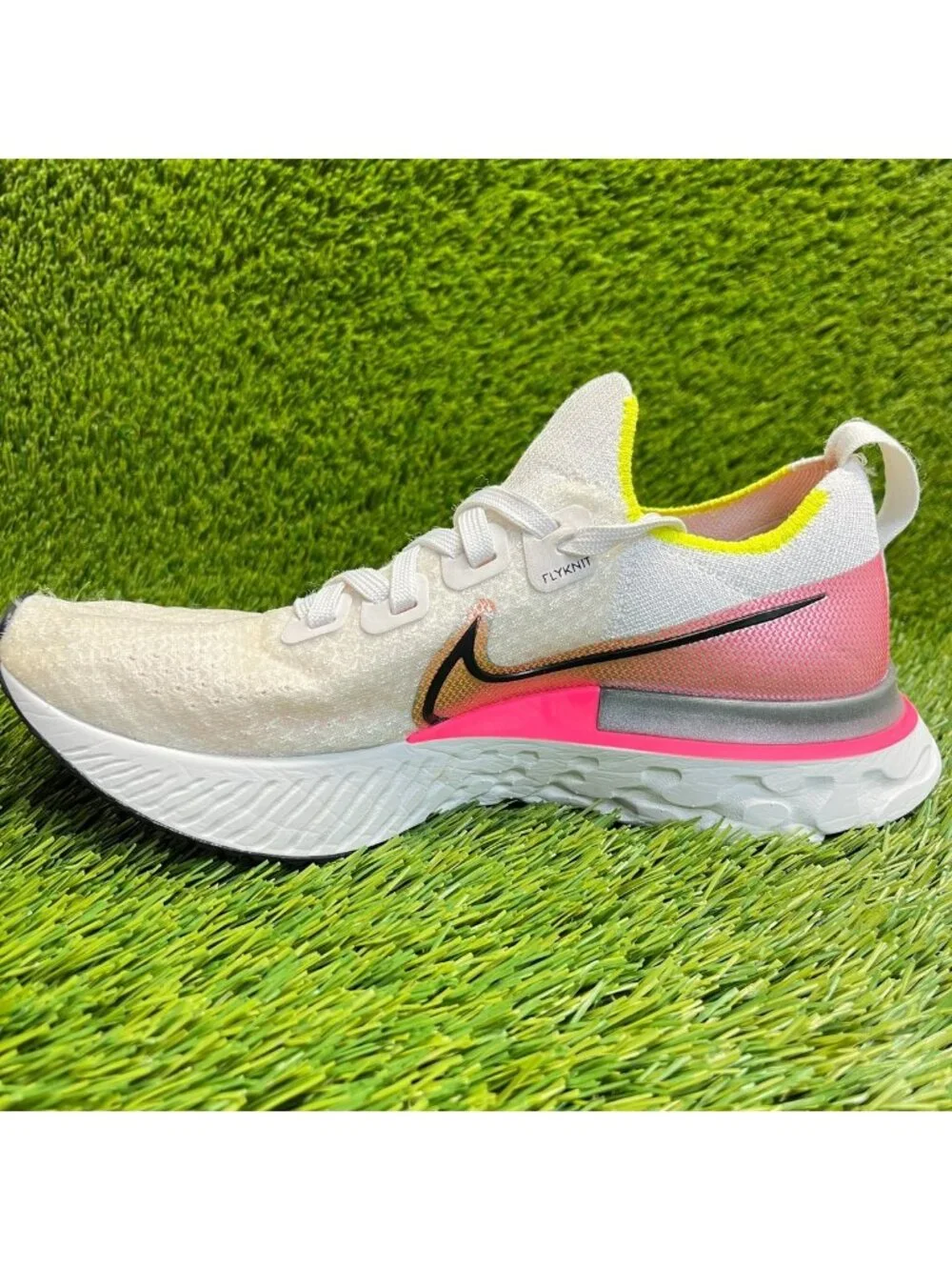 Nike React Infinity Flyknit 3 Womens Size 7.5 White Pink Running Shoes Sneakers
